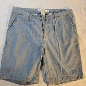 Women's chambray Bermuda shorts, size 6